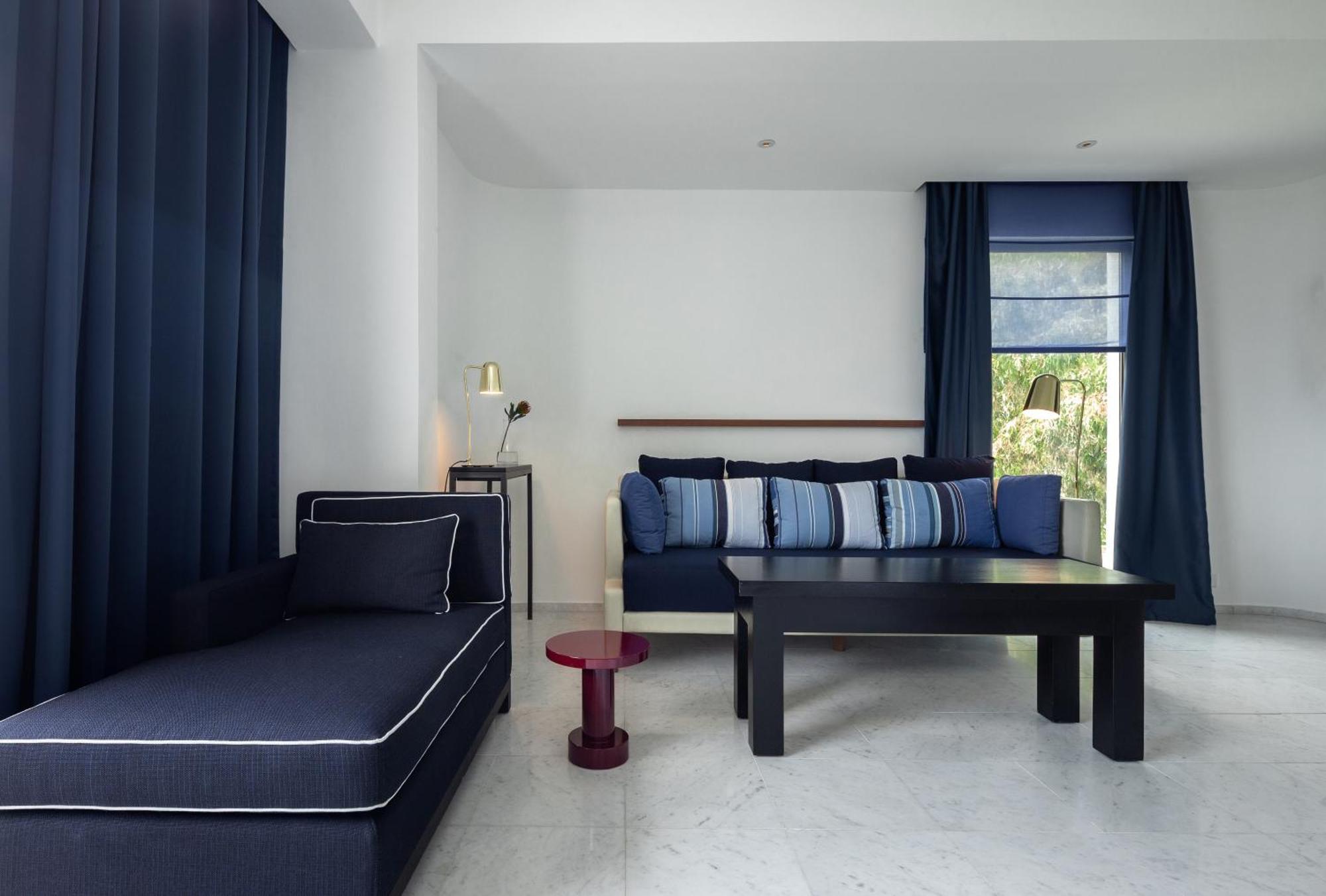 Almyra Hotel Paphos Exterior photo